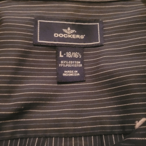 Dockers Blue Pin Striped Button Up Shirt L - Picture 4 of 4